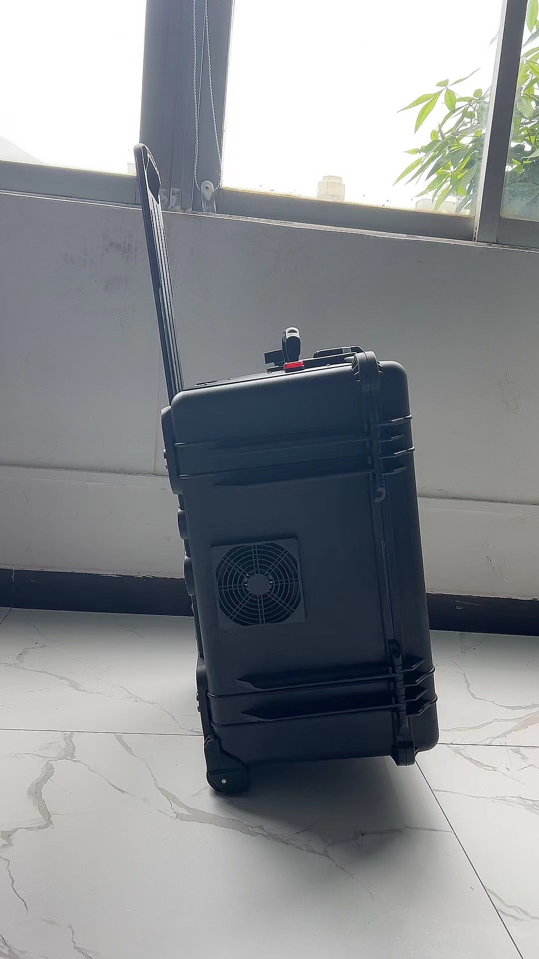 秦都手拉箱型移动通信干扰器